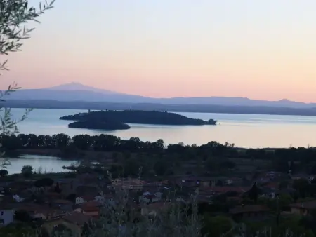 Renovierte Wohnung, Appartement 5 personnes à Passignano sul Trasimeno - Photo 14