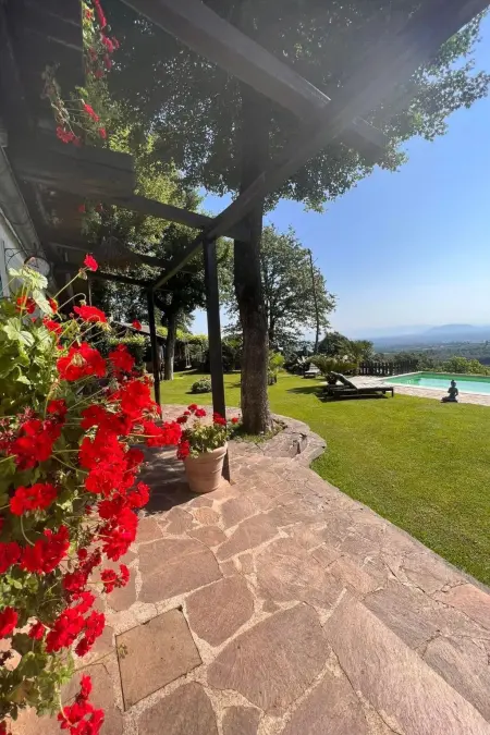 Ferienvilla mit Garten, Grill und Terrasse, Maison 8 personnes à Trevignano Romano - Photo 5