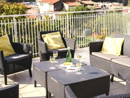 Familienwohnung mit Privatparkplatz, Appartement 10 personnes à Colli Fontanelle - Photo 2