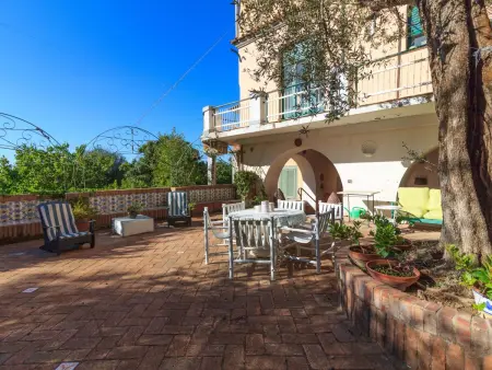 'Casa Fiorita' mit Wasserblick, Maison 8 personnes à Sorrento - Photo 32