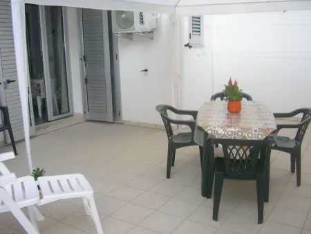 Helle Kellerwohnung, Appartement 4 personnes à Sannicola - Photo 1