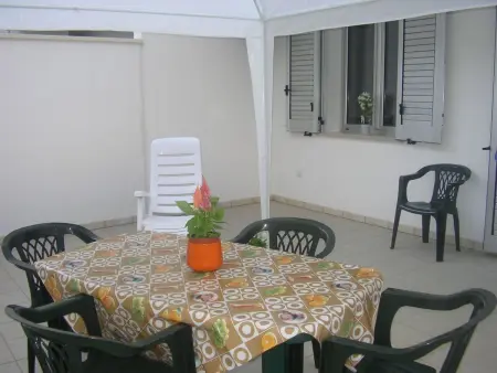 Helle Kellerwohnung, Appartement 4 personnes à Sannicola - Photo 2
