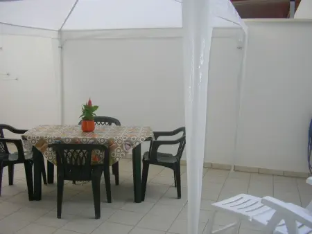 Helle Kellerwohnung, Appartement 4 personnes à Sannicola - Photo 4