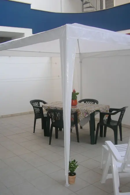 Helle Kellerwohnung, Appartement 4 personnes à Sannicola - Photo 5