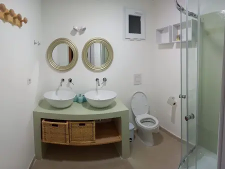 Rundes Steinhaus mit Whirlpool, Maison 9 personnes à San Vito Dei Normanni - Photo 10