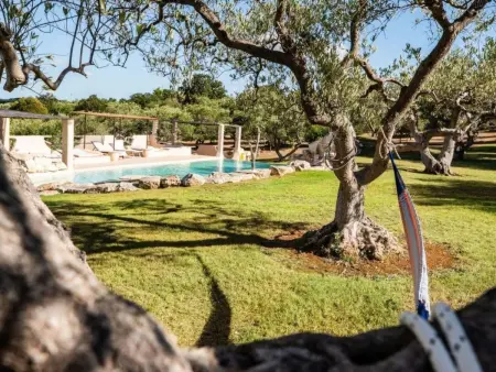 Schönes Steinhaus mit Pool und Panoramablick, Maison 14 personnes à Ostuni - Photo 7