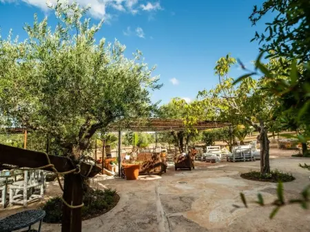 Schönes Steinhaus mit Pool und Panoramablick, Maison 14 personnes à Ostuni - Photo 11
