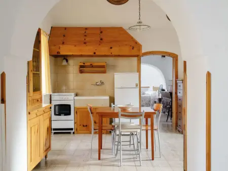 Anwesen mit privatem Garten und Grill, Maison 4 personnes à Martina Franca - Photo 9