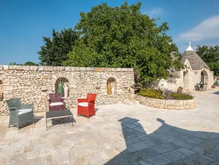 Wohnung auf einem Bauernhof mit Trulli und Schwimmbad - Photo 13