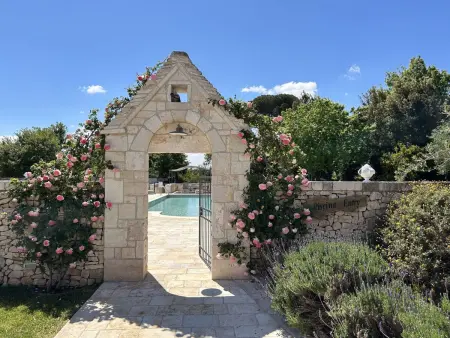 Große Trullo-Wohnung mit Schwimmbad, Appartement 2 personnes à Martina Franca - Photo 12