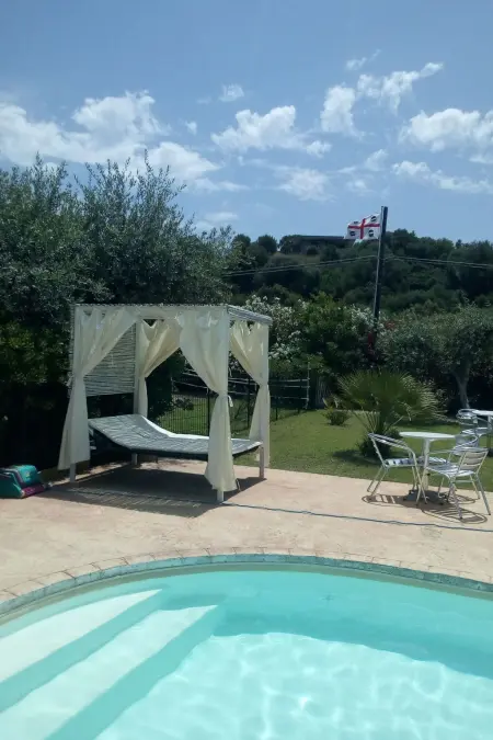 mit Blick auf das Wasser, Appartement 5 personnes à Badesi - Photo 1