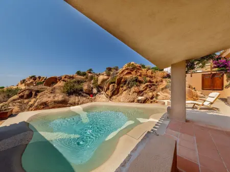 Suite mit natürlichem Hydromassage-Pool und Meerblick. - Photo 11