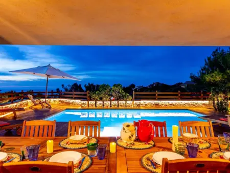 für 2 Personen und 4 Kinder in Costa Paradiso, Sardinien (Gallura) - Photo 18