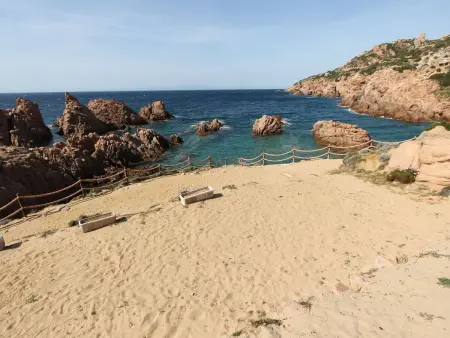 für 2 Personen und 4 Kinder in Costa Paradiso, Sardinien (Gallura) - Photo 30