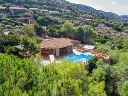 für 2 Personen und 4 Kinder in Costa Paradiso, Sardinien (Gallura) - Photo 39