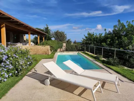 Villa Luca, mit teilweisem Meerblick und Swimmingpool - Photo 12