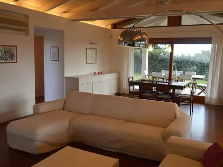 Villa Luca, mit teilweisem Meerblick und Swimmingpool - Photo 18