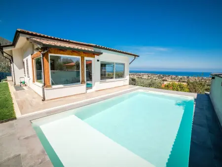 Haus in Carini mit privatem Pool, Maison 6 personnes à Carini - Photo 1