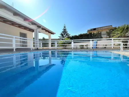 Haus in Alcamo mit privatem Pool, Maison 10 personnes à Alcamo - Photo 3