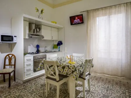 'Gelsomino' mit Terrasse, Appartement 2 personnes à Castellammare del Golfo - Photo 8