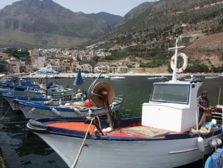Wohnung mit Wasserblick, Appartement 6 personnes à Castellammare del Golfo - Photo 3