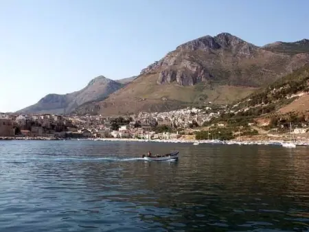 Wohnung mit Wasserblick, Appartement 6 personnes à Castellammare del Golfo - Photo 4