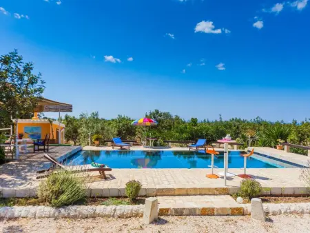 Villa 'Mamma Sandra' mit privatem Pool, Maison 7 personnes à Scicli - Photo 5