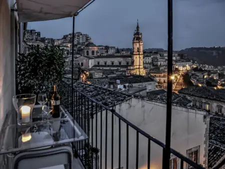 Eine Terrasse über Modica, Appartement 4 personnes à Modica - Photo 7