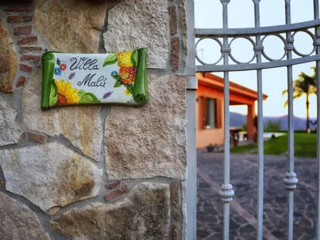 Berghütte  Villa Malú  mit Blick auf das Wasser - Photo 33