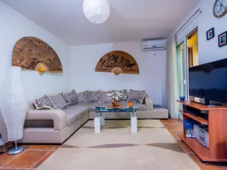 Ferienappartement am Meer mit Terrasse, Appartement 4 personnes à Bigova - Photo 5