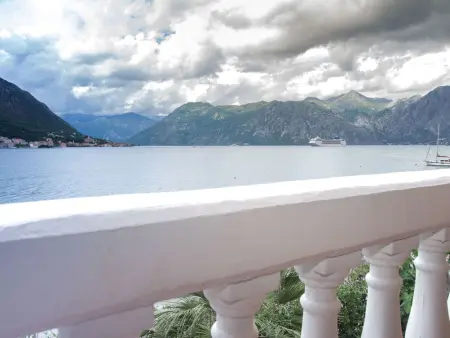 Ferienappartement am Meer mit Terrasse, Appartement 4 personnes à Bigova - Photo 12