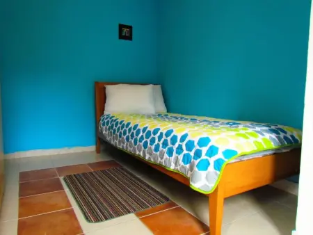 für 4 Personen ca. 50 m&sup2; in Budva, Adriaküste Montenegro (Küste um Budva) - Photo 4