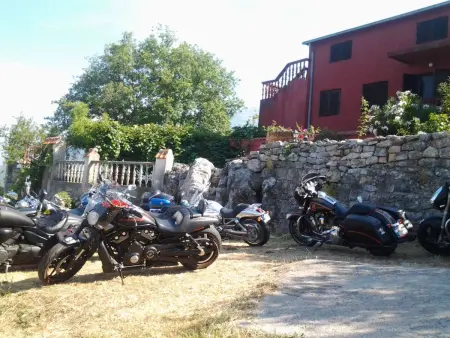 Hrabri Vuk  mit Garten und Terrasse, Maison 12 personnes à Budva - Photo 14