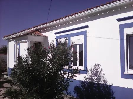 in Coimbrão mit Eigenem Pool, Maison 6 personnes à Coimbrão - Photo 1