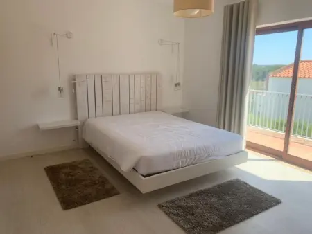 Lagoon Pearl Modernes Haus mit privatem Pool 1, Maison 6 personnes à Obidos - Photo 2
