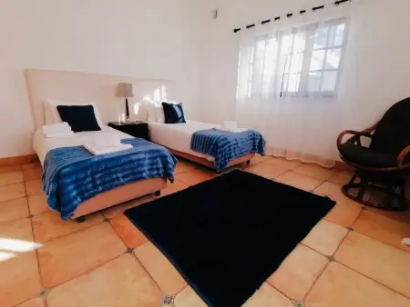 Luxuriöse Villa nur wenige Schritte vom Strand entfernt - Photo 1