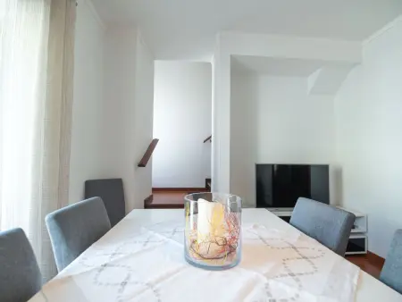 mit Blick auf das Wasser, Maison 6 personnes à Famalicão - Photo 3