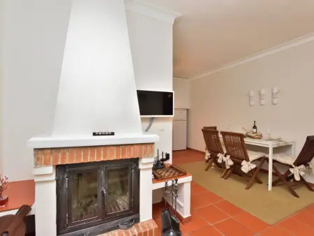 mit Garten, Grill und Terrasse, Maison 4 personnes à Seixal - Photo 5