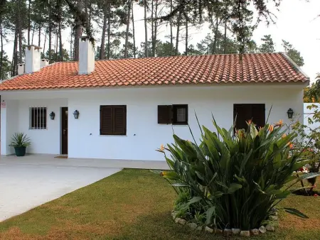 mit Garten, Grill und Terrasse, Maison 4 personnes à Seixal - Photo 19