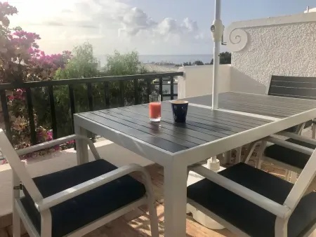 Zentrales Ferienhaus mit bezauberndem Meerblick, Maison 4 personnes à Bensafrim - Photo 3