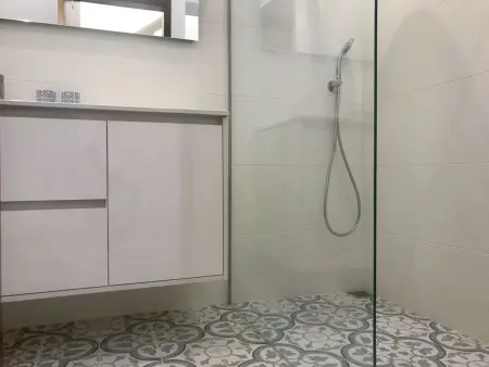 Zentrales Ferienhaus mit bezauberndem Meerblick, Maison 4 personnes à Bensafrim - Photo 22