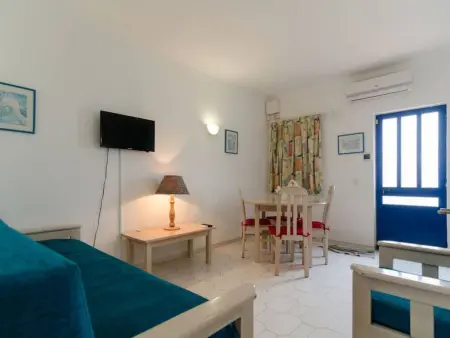 mit eigenem Parkplatz, Appartement 4 personnes à Portimão - Photo 7