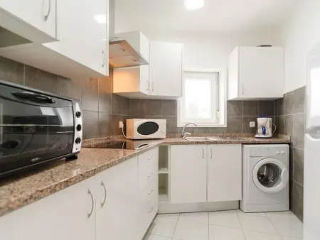 mit eigenem Parkplatz, Appartement 4 personnes à Portimão - Photo 11