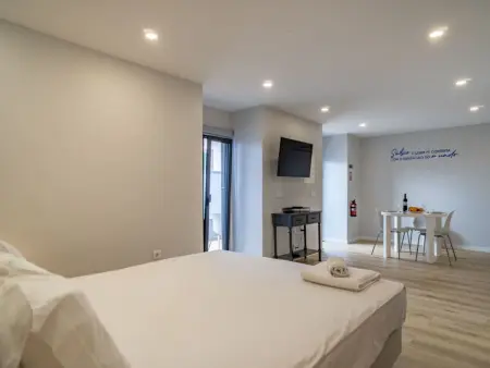 Studio mit Balkon, Appartement 2 personnes à Arco da Calheta - Photo 3