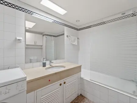 Charmante Penthouse-Wohnung in, Appartement 7 personnes à Madeira Funchal - Photo 15