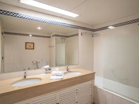 für 6 Personen ca. 130 m&sup2; in São Martinho, Madeira (Südküste von Madeira) - Photo 7