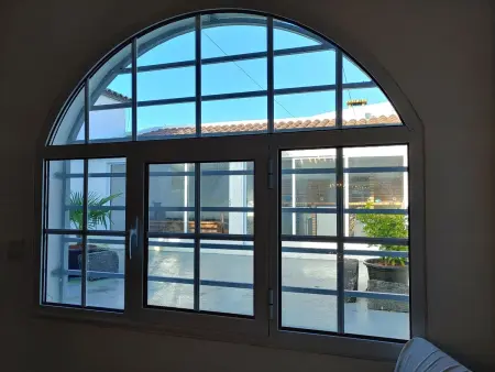 in Santo Antonio mit Grill und Terrasse, Maison 4 personnes à Algarvia - Photo 15