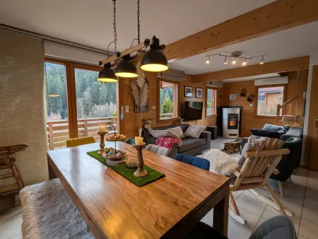 Chalet chaleureux à Gérardmer avec spa et sauna - Photo 1
