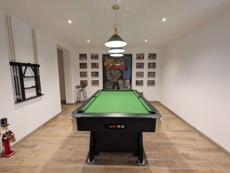 Chalet chaleureux à Gérardmer avec spa et sauna - Photo 4
