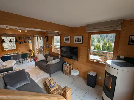 Chalet chaleureux à Gérardmer avec spa et sauna - Photo 8